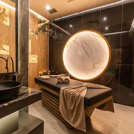 Serenity Queen 酒店 Payallar