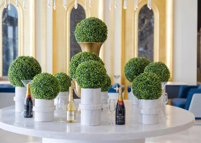 Serenity Queen Hotell 5*