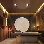 Otel Serenity Queen