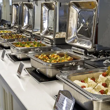 Serenity Queen ホテル 5*