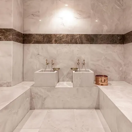 Serenity Queen Hotell 5*