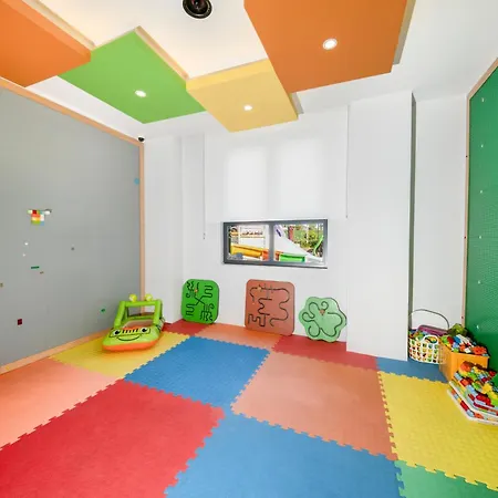 ホテル Serenity Queen Payallar