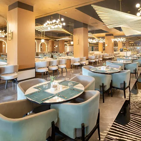 ホテル Serenity Queen