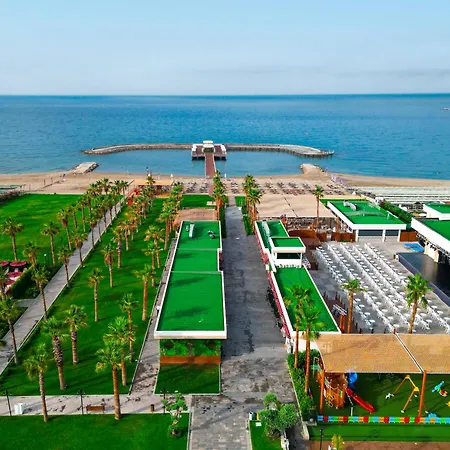 Serenity Queen Hotell 5*