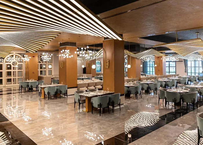 Serenity Queen אלאניה