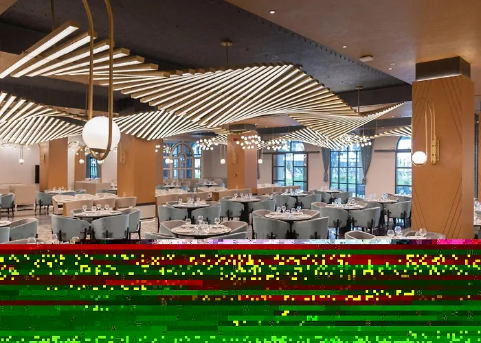 Serenity Queen Hotel